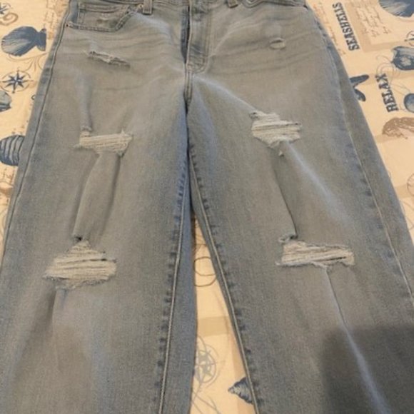 Levi's - Picture 4 of 4